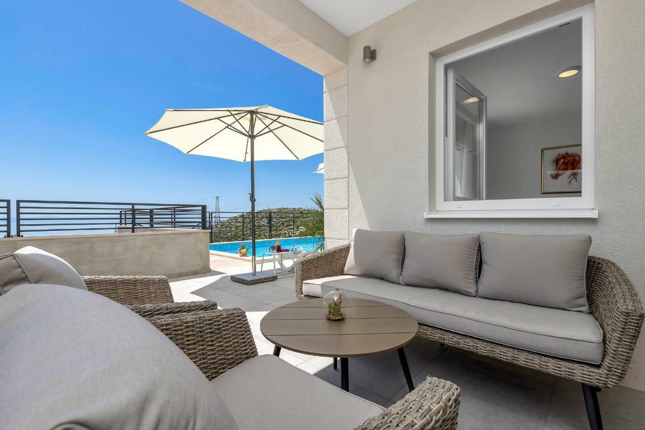 Villa Violet With Salt Water Pool Makarska Exterior foto